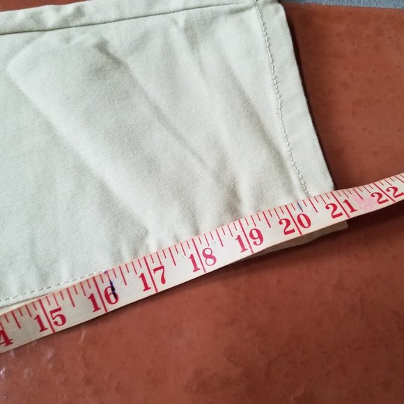 SUKO Mid Rise Pull On Tan Stretch Denim Capris - Picture 6 of 9